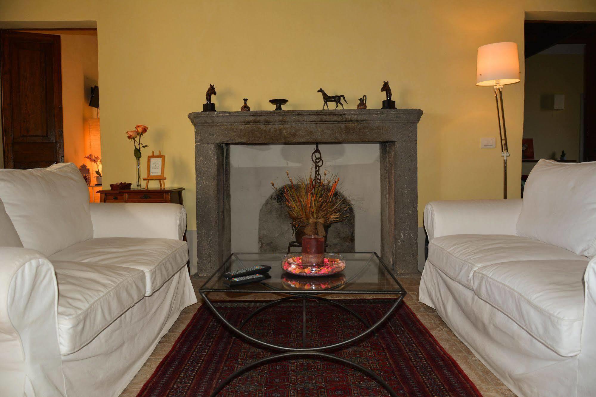 Agriturismo Casale Bonaparte Cellere Exterior photo